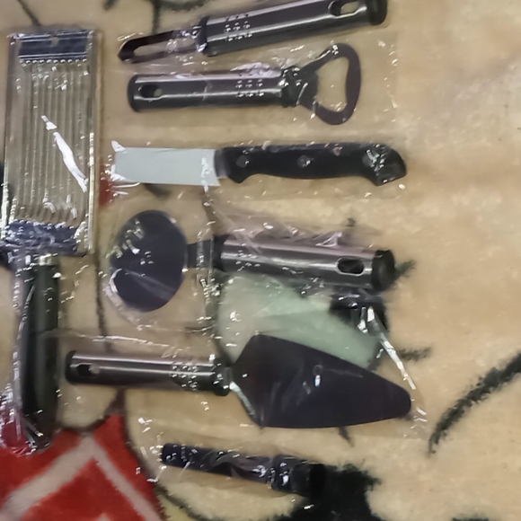 NWOT 7pc kitchen tools - Picture 1 of 6